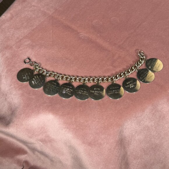 Vintage 1960s Gold Tone Ten Commandments Charm Bracelet - Picture 9 of 14